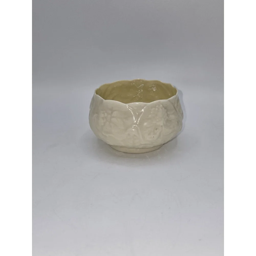 Belleek Ireland Third Period Grapevine Open Sugar Bowl Ivory Porcelain 1926–1946